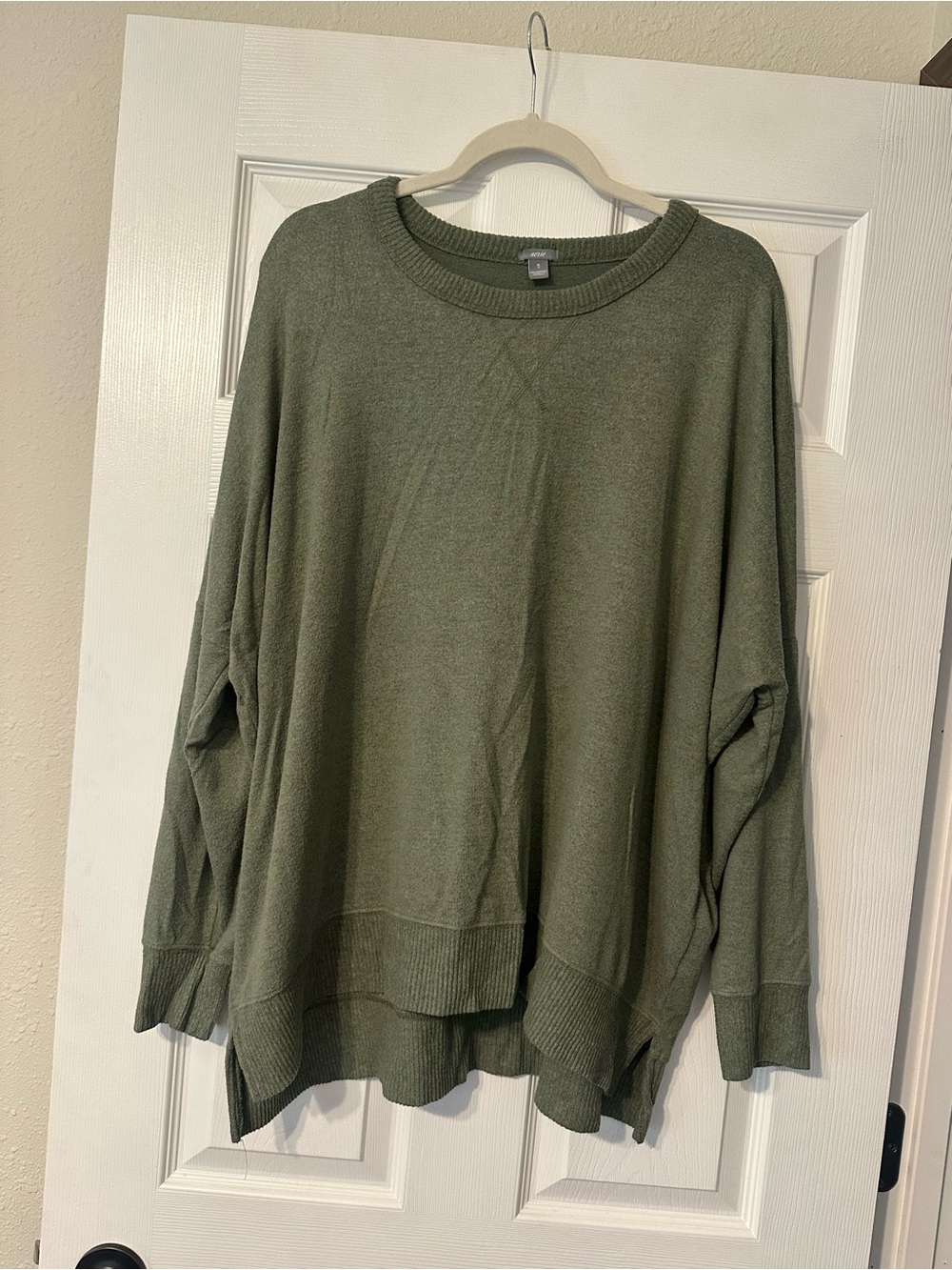 aerie Olive Green Relaxed Crewneck Sweater